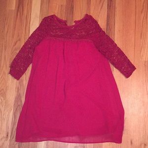 red dress w lace sleeves